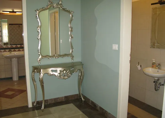 וילה Raisa אופטיה